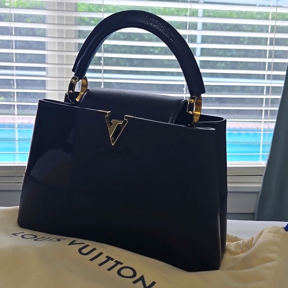 Louis Vuitton  Taurillon Calfskin Karung Patwork Capucines BB - Picture 1 of 15